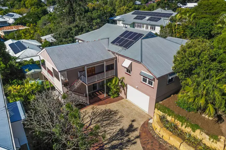 31 Lewin Street, Bardon QLD 4065