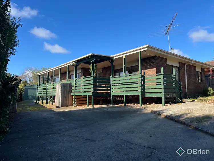 4 Tracie Court, Drouin VIC 3818