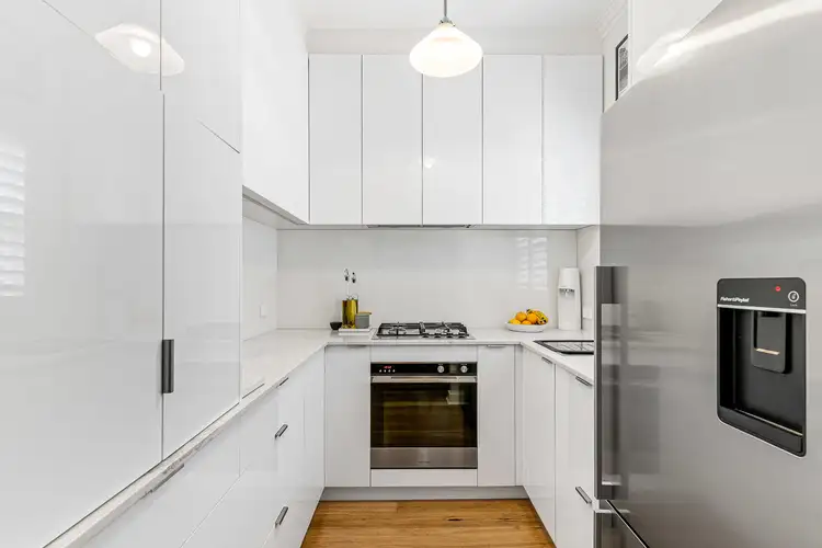 4/2 Hayburn Avenue, Rockdale NSW 2216