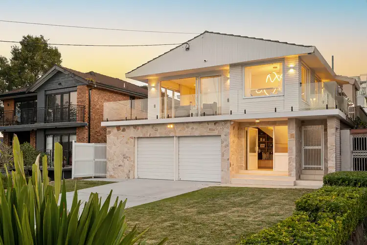 3 Evelyn Street North, Sylvania NSW 2224