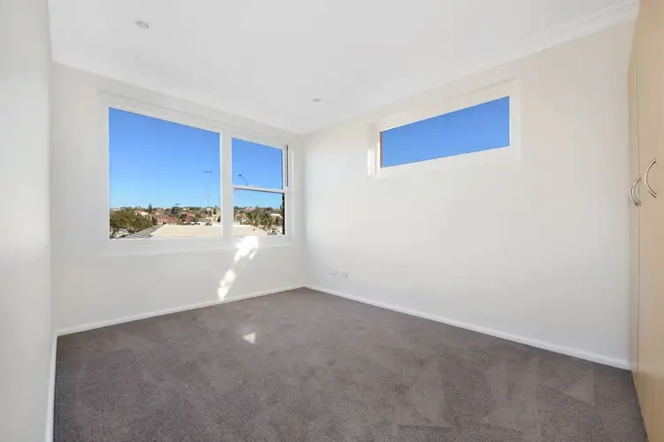 Third view of Homely unit listing, 3/12 Hill Street, Coogee NSW 2034