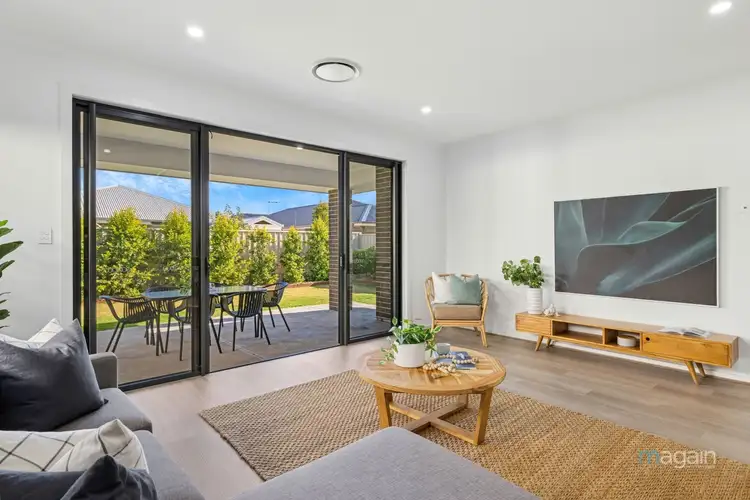 Fifth view of Homely house listing, 8 Orion Court, Onkaparinga Heights SA 5163