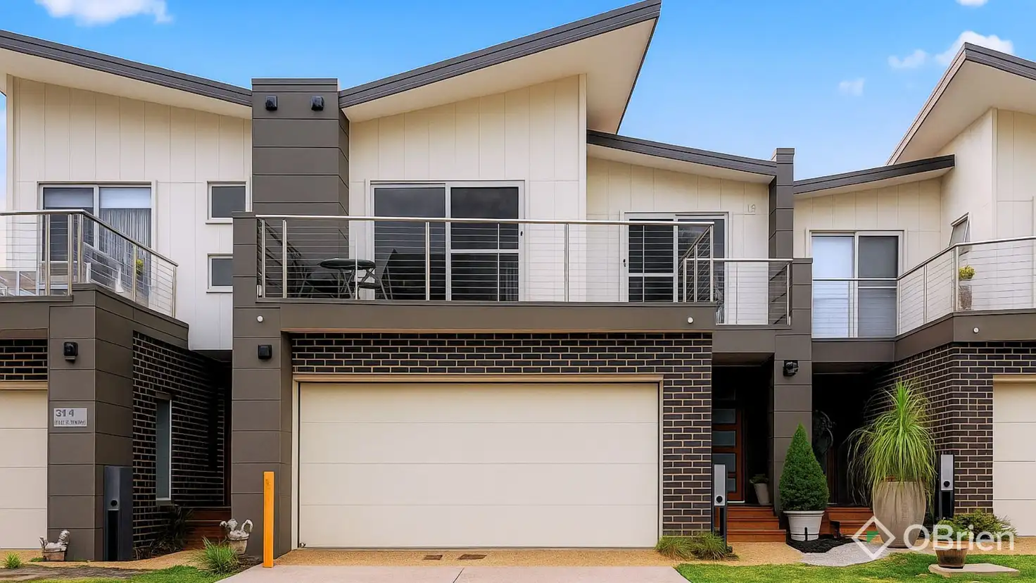 Main view of Homely townhouse listing, 4/1A Edward Street, Mordialloc VIC 3195