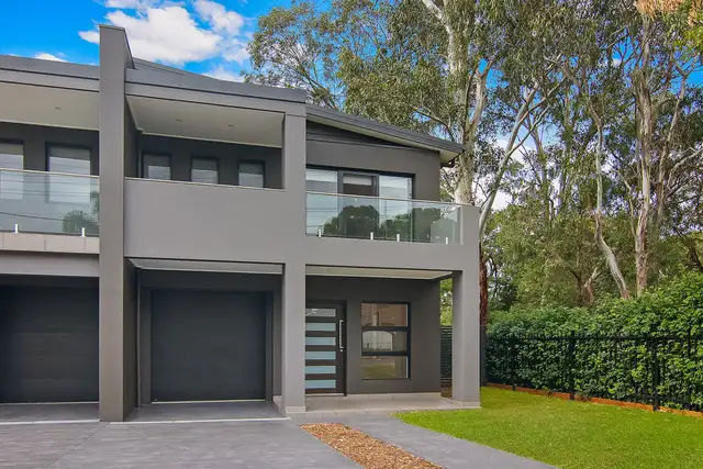 33A Budgeree Road, Toongabbie NSW 2146