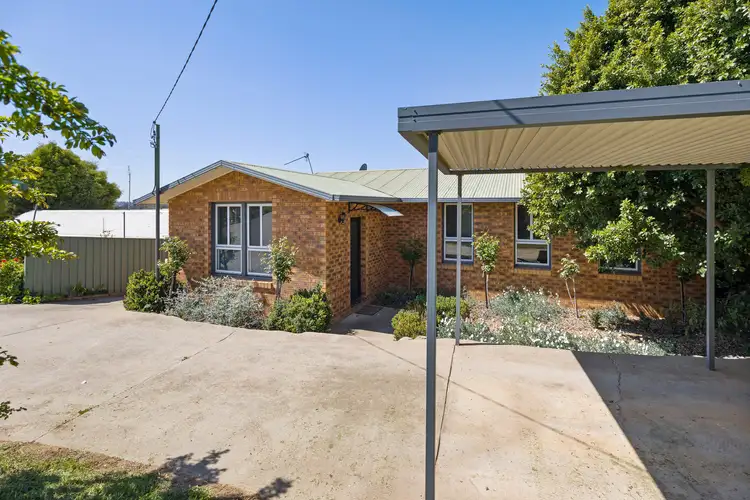 103 Lake Albert, Kooringal NSW 2650