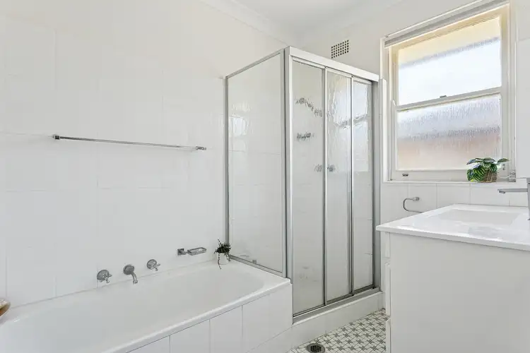 Sixth view of Homely unit listing, 6/165 Russell Avenue, Dolls Point NSW 2219