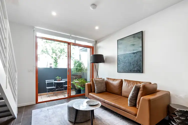 2/36-38 Fitzroy Street, St Kilda VIC 3182