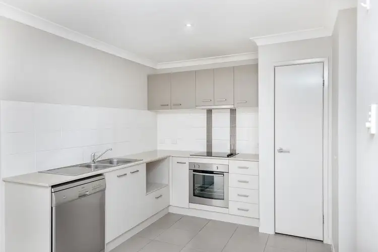 Fourth view of Homely semi-detached listing, 1/40 Honeyeater Crescent, Dakabin QLD 4503