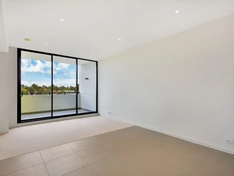 711/6 Saunders Close, Macquarie Park NSW 2113