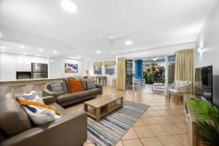11/6-8 Perry Street, Coolum Beach QLD 4573