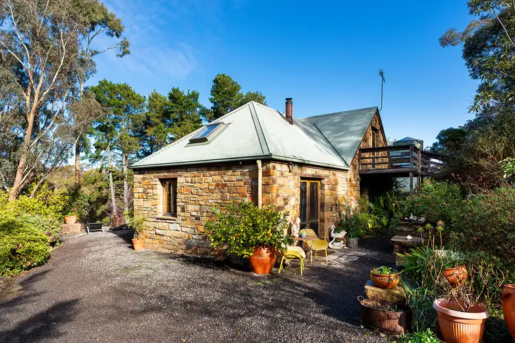 38 Madigans Road, Chewton VIC 3451