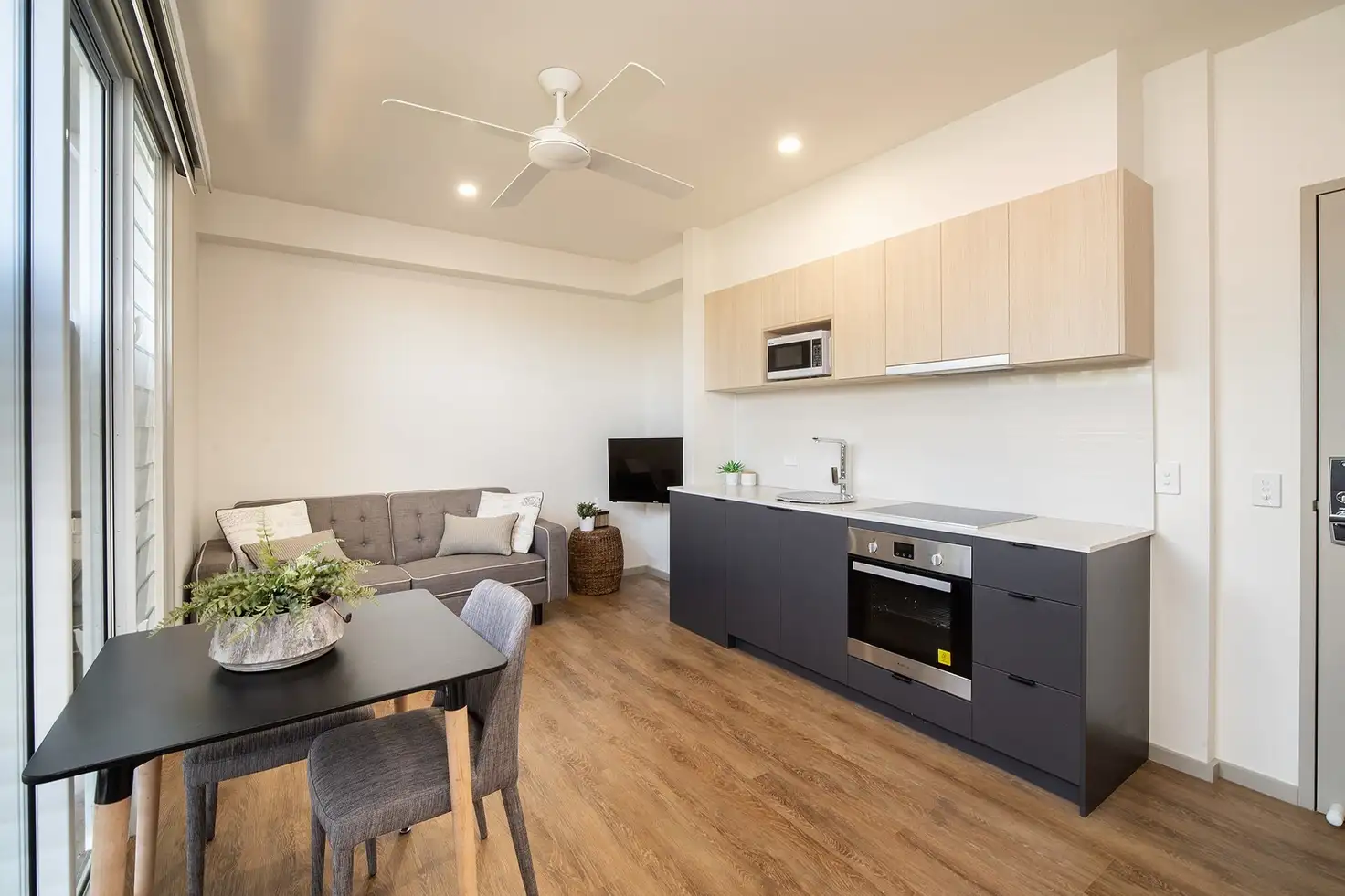 Main view of Homely studio listing, 8/187 Warringah Road, Beacon Hill NSW 2100