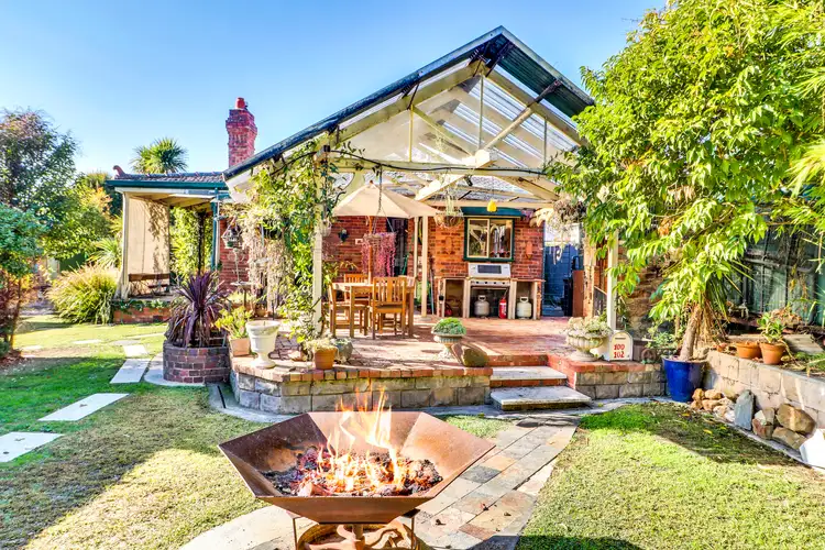 5 Phillip Street, Bonnie Doon VIC 3720