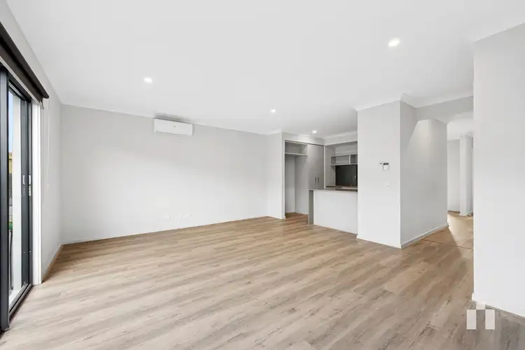 Fourth view of Homely townhouse listing, 56 Wanderer Circuit, Wollert VIC 3750