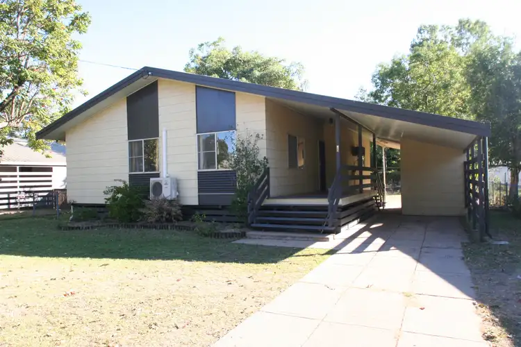123 Harris Street, Emerald QLD 4720