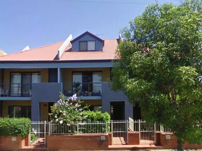 2/71 Lindsay Street, Hamilton NSW 2303