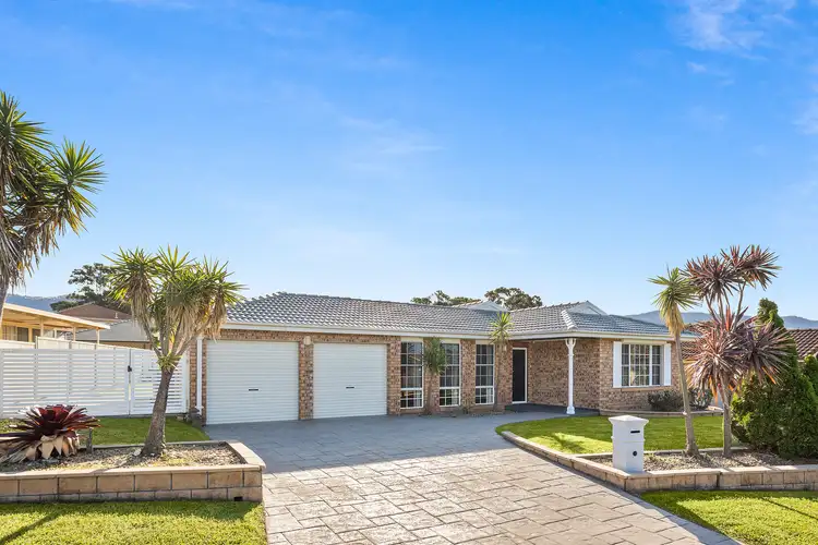 6 Denham Drive, Horsley NSW 2530