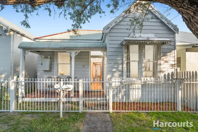 11 Buchanan Street, Hamilton NSW 2303