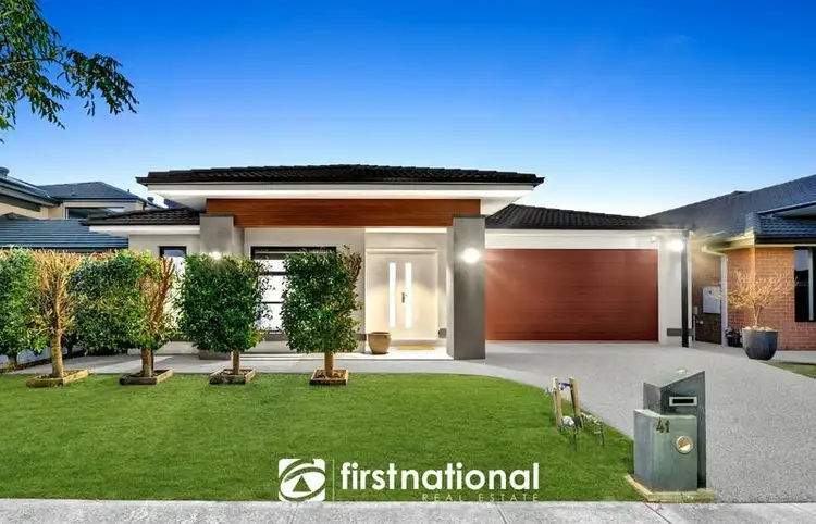 41 Castillo Avenue, Clyde North VIC 3978