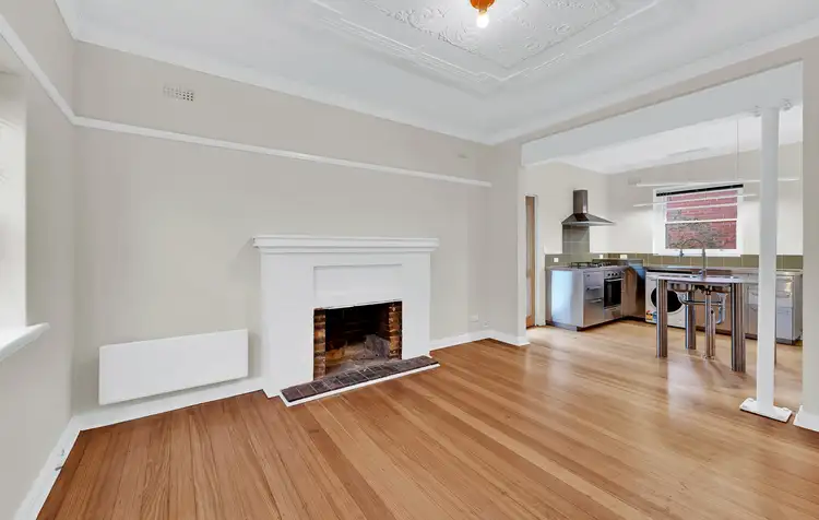 2/19 Stewart Street, Windsor VIC 3181