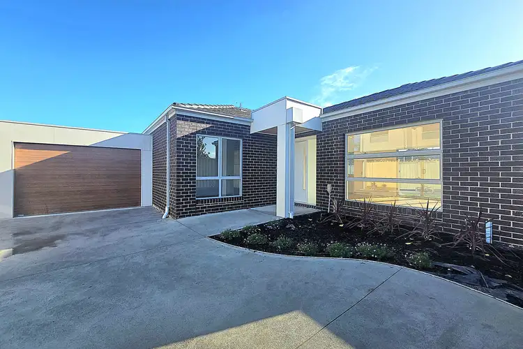 Main view of Homely unit listing, 3/10 George Street, St Albans VIC 3021