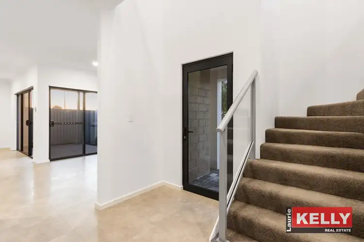 1/6 Alexander Road, Rivervale WA 6103