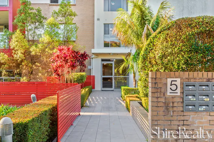 21/5 Sherwin Avenue