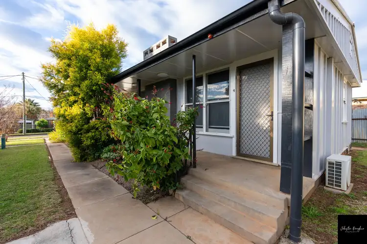 4/11 Little Beulah Street, Gunnedah NSW 2380