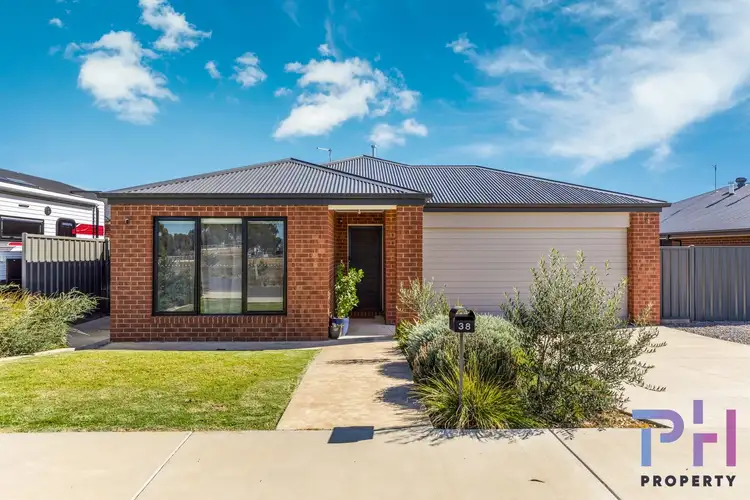 38 Hills Road, Marong VIC 3515