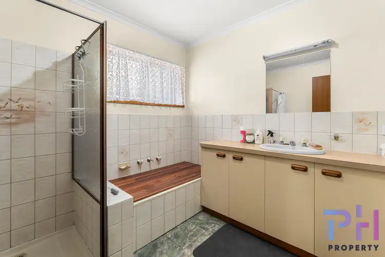 Fourth view of Homely unit listing, 10 View Street, Kangaroo Flat VIC 3555
