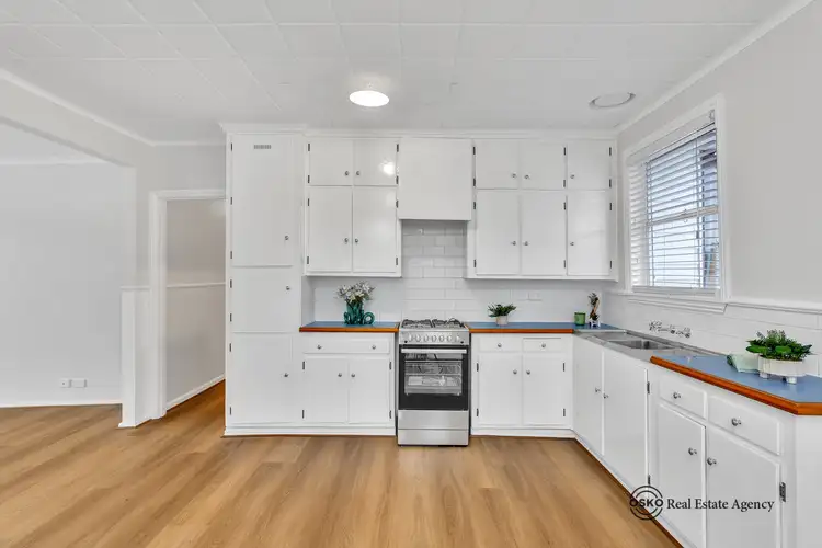 Fifth view of Homely house listing, 7 Flax Court, Werribee VIC 3030