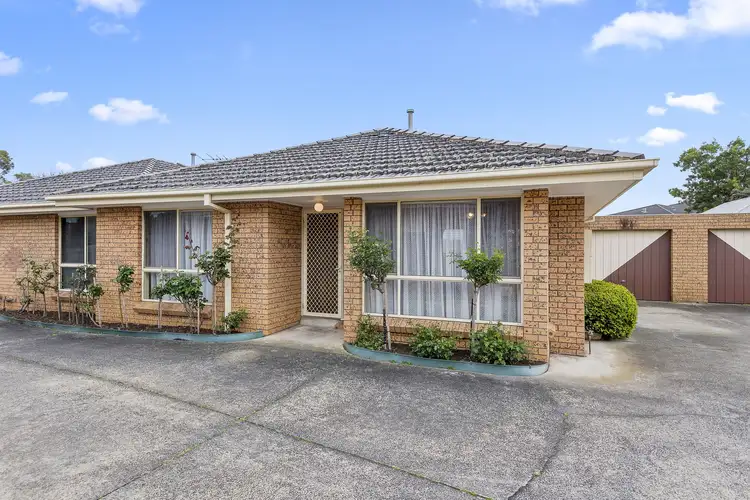 2/8 Greta Street, Oakleigh East VIC 3166