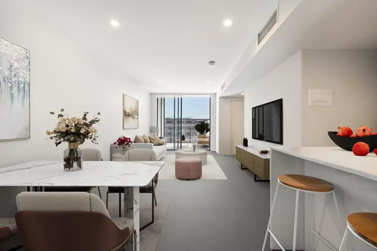 803/26 Station Street