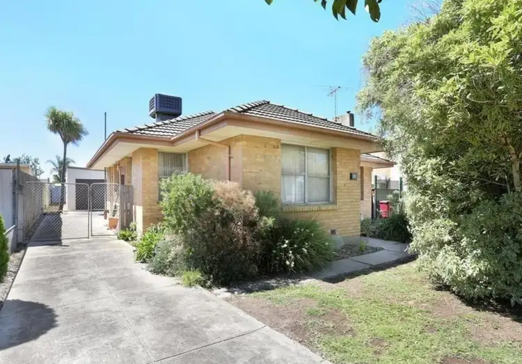 16 Gavin Street, Jacana VIC 3047