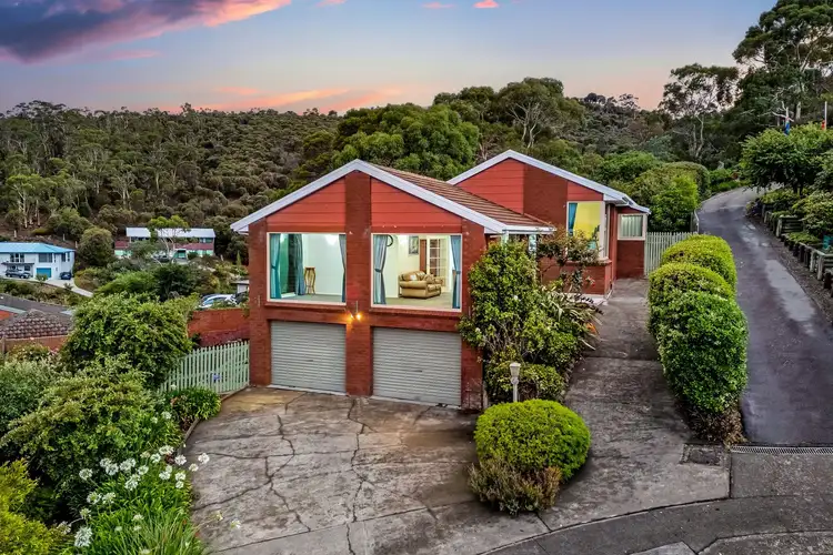 14 Hatton Gardens, Sandy Bay TAS 7005