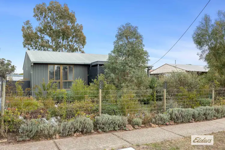 13 Steven Crescent, Ararat VIC 3377