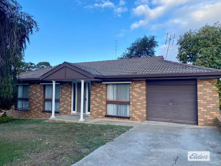 Main view of Homely townhouse listing, 6 Moonah Court, Strathdale VIC 3550
