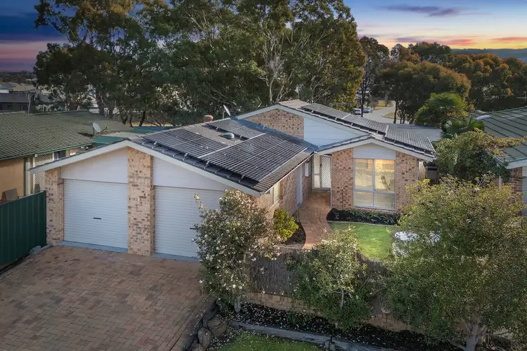 17 Loban Court