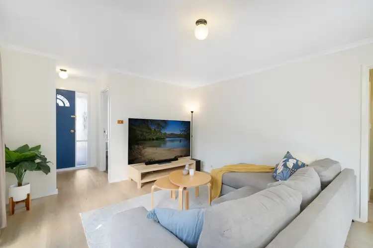 Second view of Homely house listing, 17 Loban Court, Ngunnawal ACT 2913