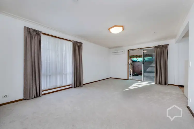 Second view of Homely unit listing, 2/9 Nabilla Crescent, Strathdale VIC 3550