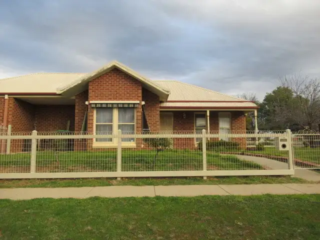 1/135 Pakenham Street, Echuca VIC 3564