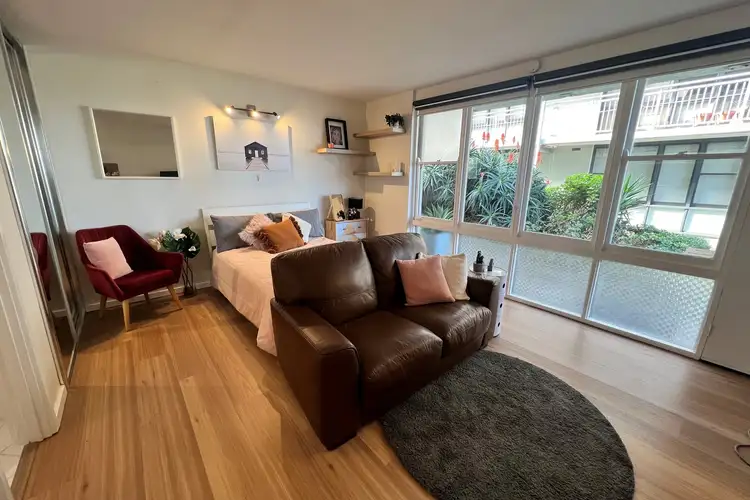 14/82 Beaconsfield Parade, Albert Park VIC 3206