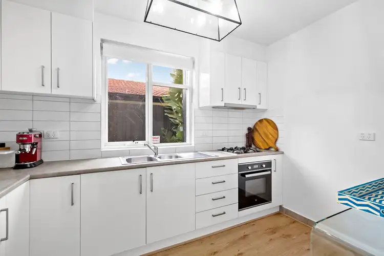 Sixth view of Homely apartment listing, 2/25 John Street, Elwood VIC 3184