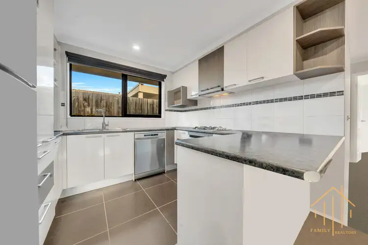 Fifth view of Homely house listing, 47 Navarre Drive, Cranbourne West VIC 3977