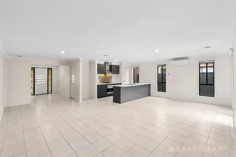 Fifth view of Homely house listing, 2 Circuit Drive, Truganina VIC 3029