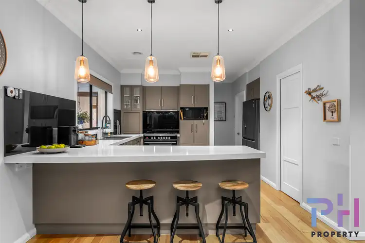 Sixth view of Homely house listing, 4 Elwood Drive, Strathdale VIC 3550