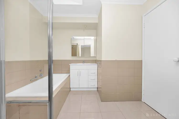 Sixth view of Homely unit listing, 5/116 John Fawkner Drive, Endeavour Hills VIC 3802