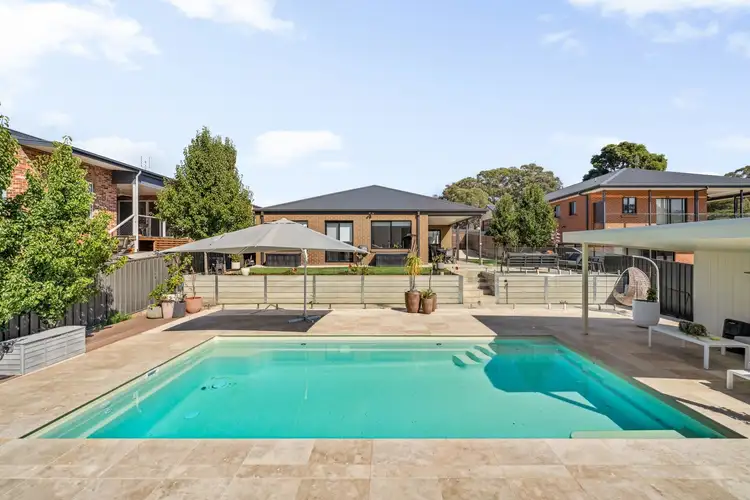6 Hill View Court, Mckenzie Hill VIC 3451