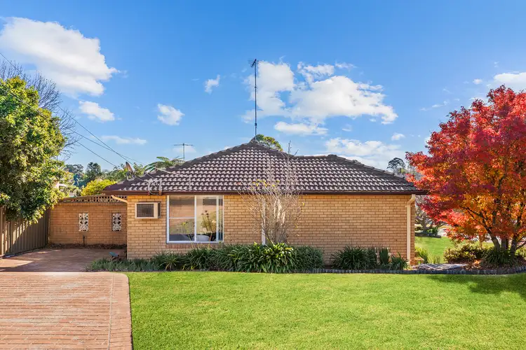 2A Roseneath Place, Baulkham Hills NSW 2153