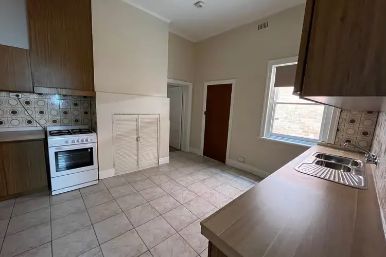 323A Clayton Road, Clayton VIC 3168